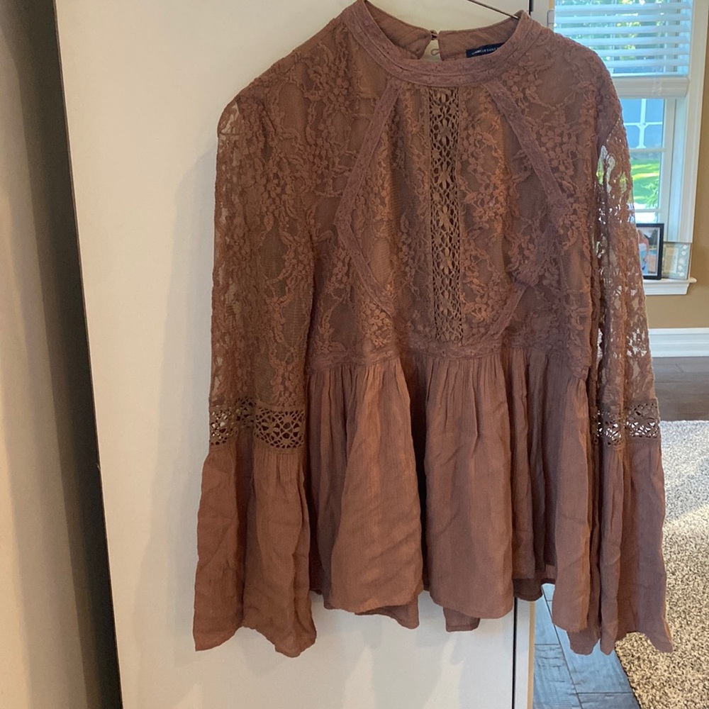 Women’s American Eagle long sleeve Victorian style shirt